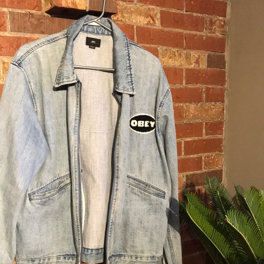 Jeans jacket size L  Brand:Obey  Cond:Almost New!